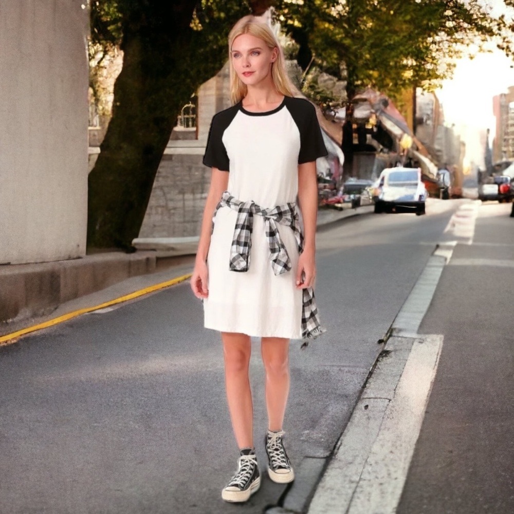 $245 James Perse Flared Baseball Dress 0 Cream + Black Two Layers Cotton + Linen
